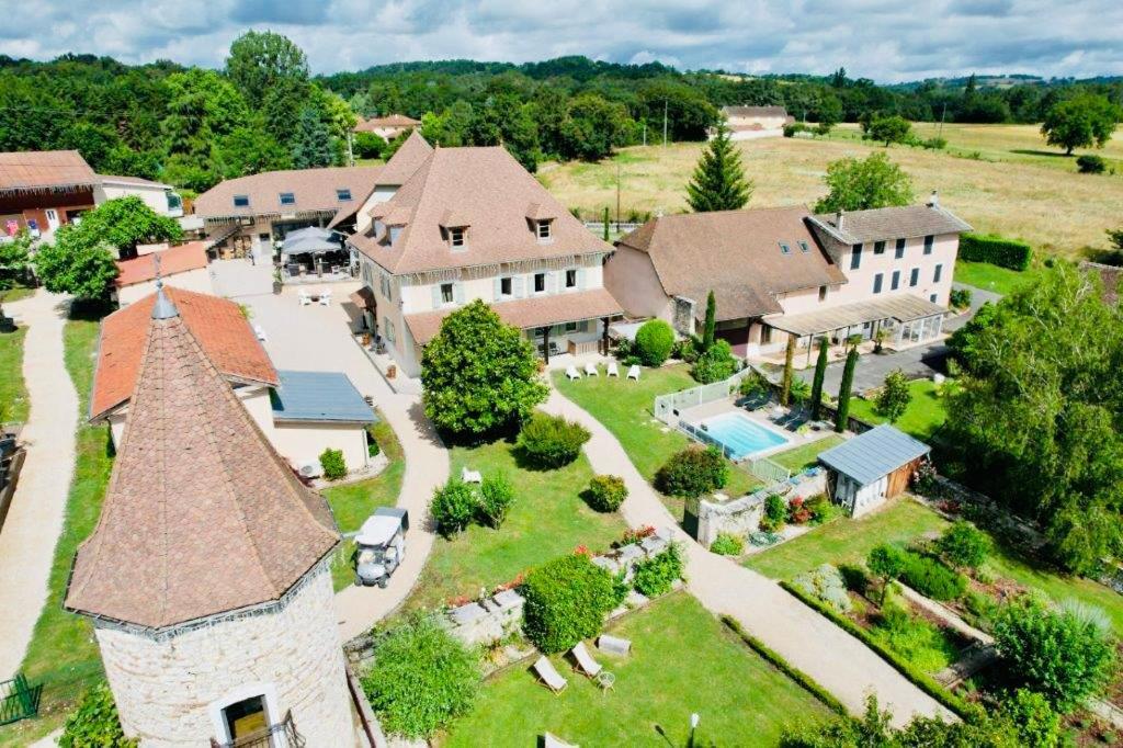 Les Villas Du Domaine De Suzel Vignieu Kültér fotó
